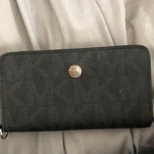 MK wallet